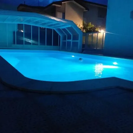 Enjoy Guest House Gmr 5*